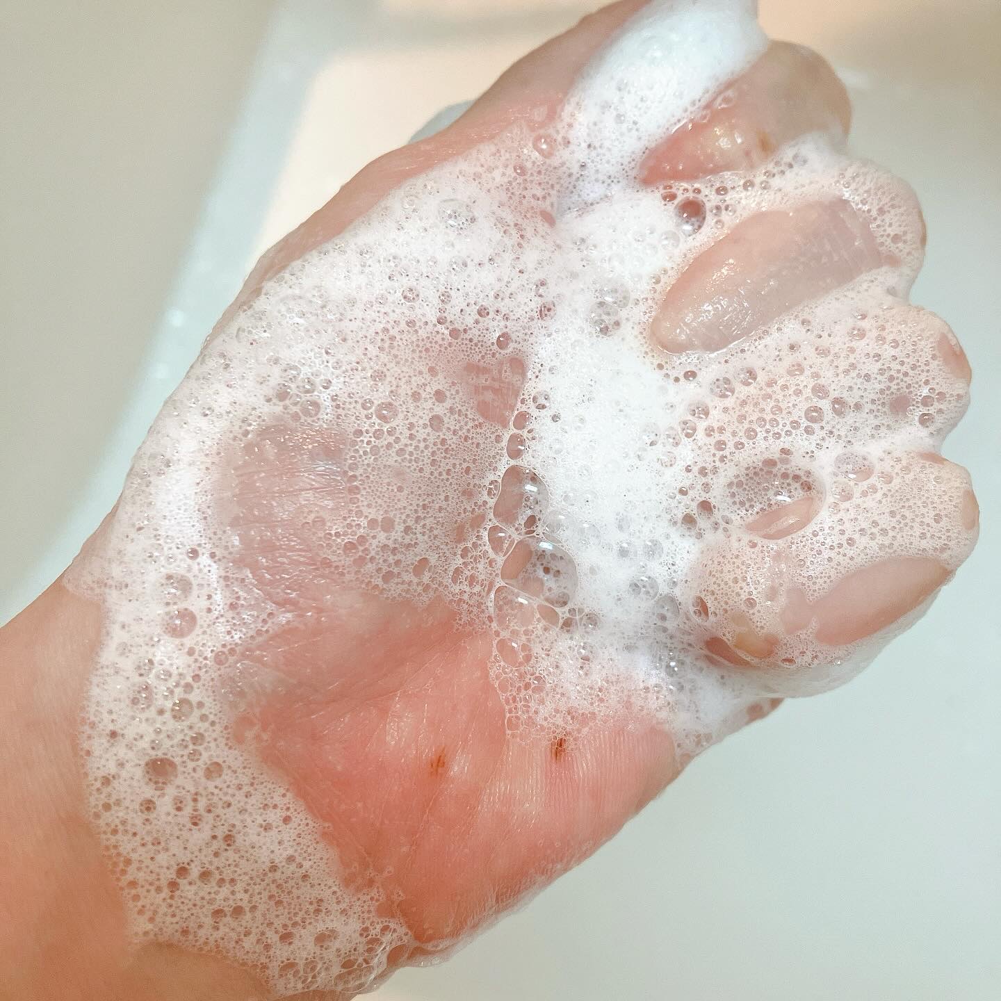 ダヴ クリームボディウォッシュ ジョイアスグロウ/ダヴ/ボディソープを使ったクチコミ（3枚目）