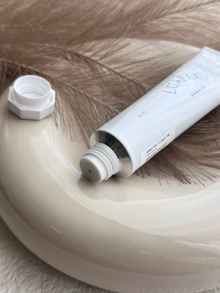 ソリッド パフューム ホワイトアプリコット/LUAFEE/練り香水を使ったクチコミ(4枚目)