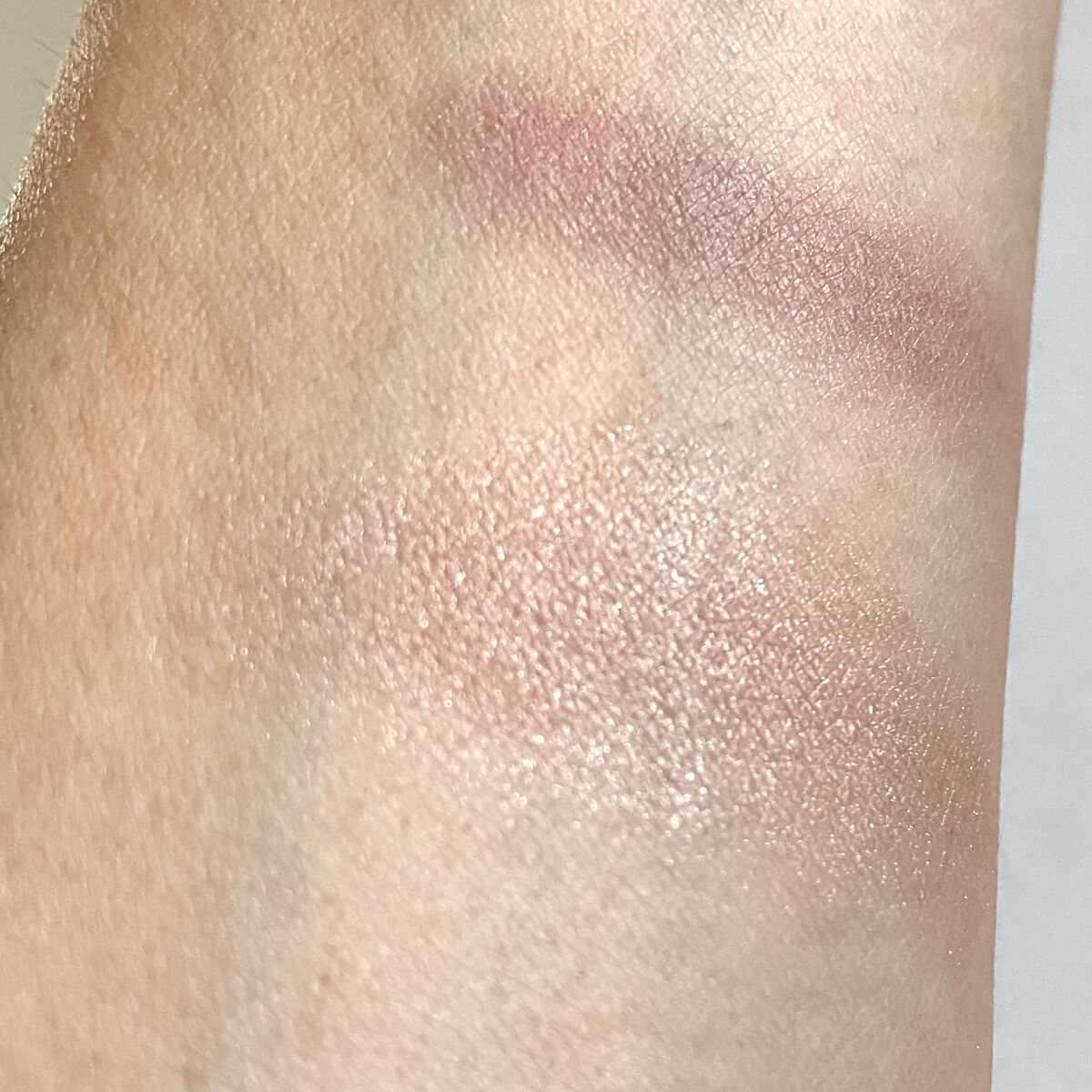 ツイン カラー アイシャドウ/ちふれ/アイシャドウパレットを使ったクチコミ（3枚目）