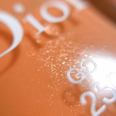 Dior ディオール ヴェルニ (サマー コレクション2020 限定色)のクチコミ「‪Diorの夏ネイル、こんなにラメ可愛い色だと思わなかった…！‬

‪ディオール ヴェルニ 2.....」（3枚目）