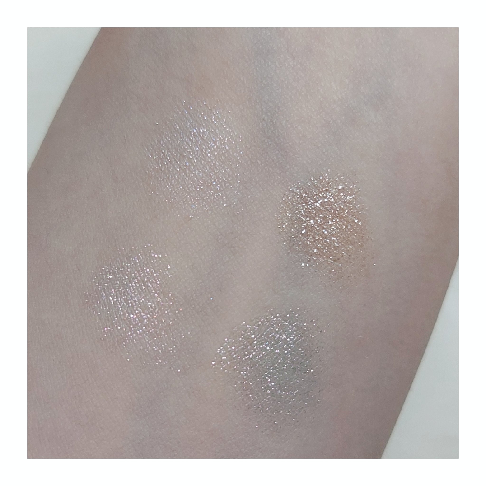 INTO U INTO U ローテーショナルアイシャドウパレットのクチコミ「【数量限定ラメパレット】
INTO Uから出たラメパレットが可愛すぎた👼💕
┈┈┈┈┈┈┈┈┈.....」（3枚目）