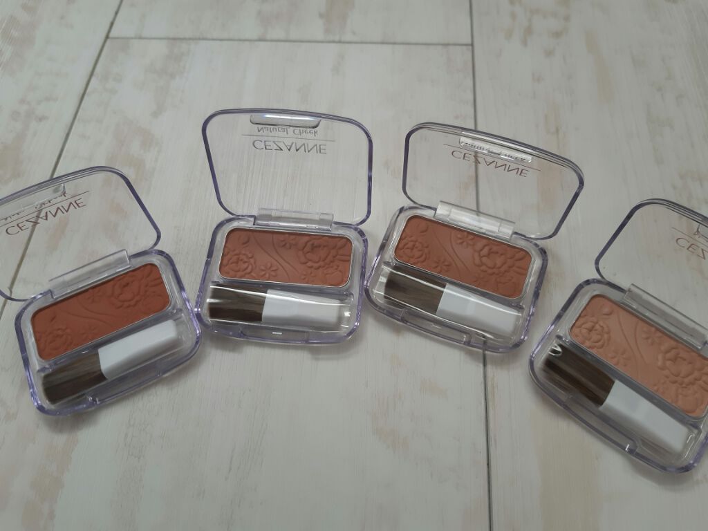 ナチュラル チークN/CEZANNE/パウダーチークを使ったクチコミ（2枚目）