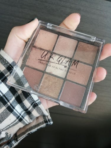 UR GLAM　BLOOMING EYE COLOR PALETTE/U R GLAM/パウダーアイシャドウを使ったクチコミ（2枚目）