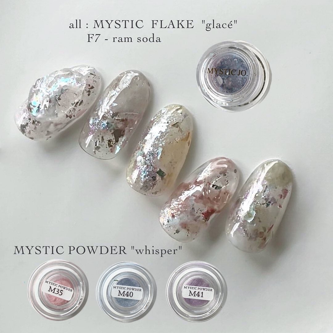 sato 🕊 self nail🫧🤍 on LIPS 「🍧🍧🍧ミスジョアイテムを使って夏っぽいしゃりしゃり🍧アートMY..」(4枚目)