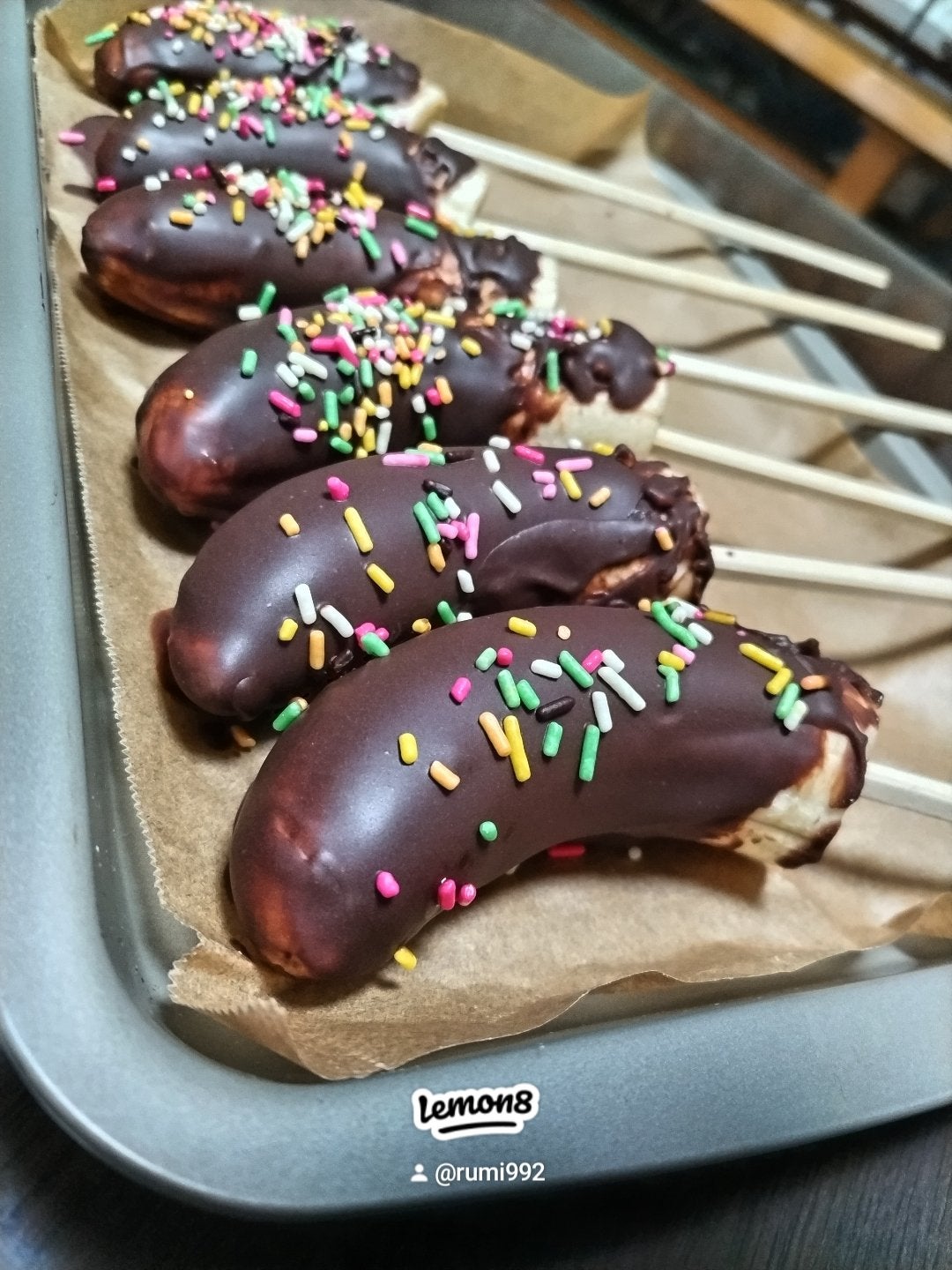 Jkのブランド オン眉ちゃん🙌🏻 on LIPS 「🍫バナナチョコの作り方🍌ダイエットで精一杯のみなさん!たまには..」(1枚目)