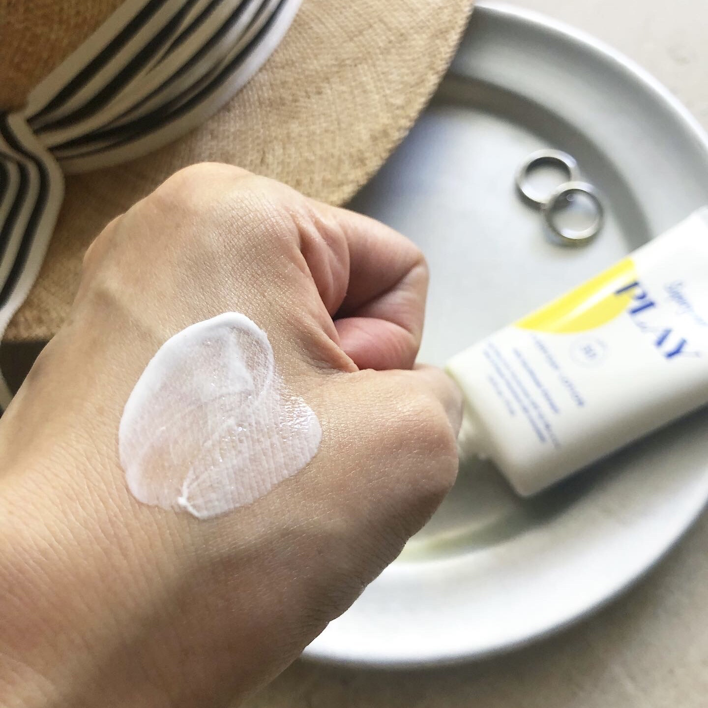  プレイ エブリデイ ローション SPF 50 ヒマワリエキス配合/Supergoop!/日焼け止め・UVケアを使ったクチコミ（3枚目）