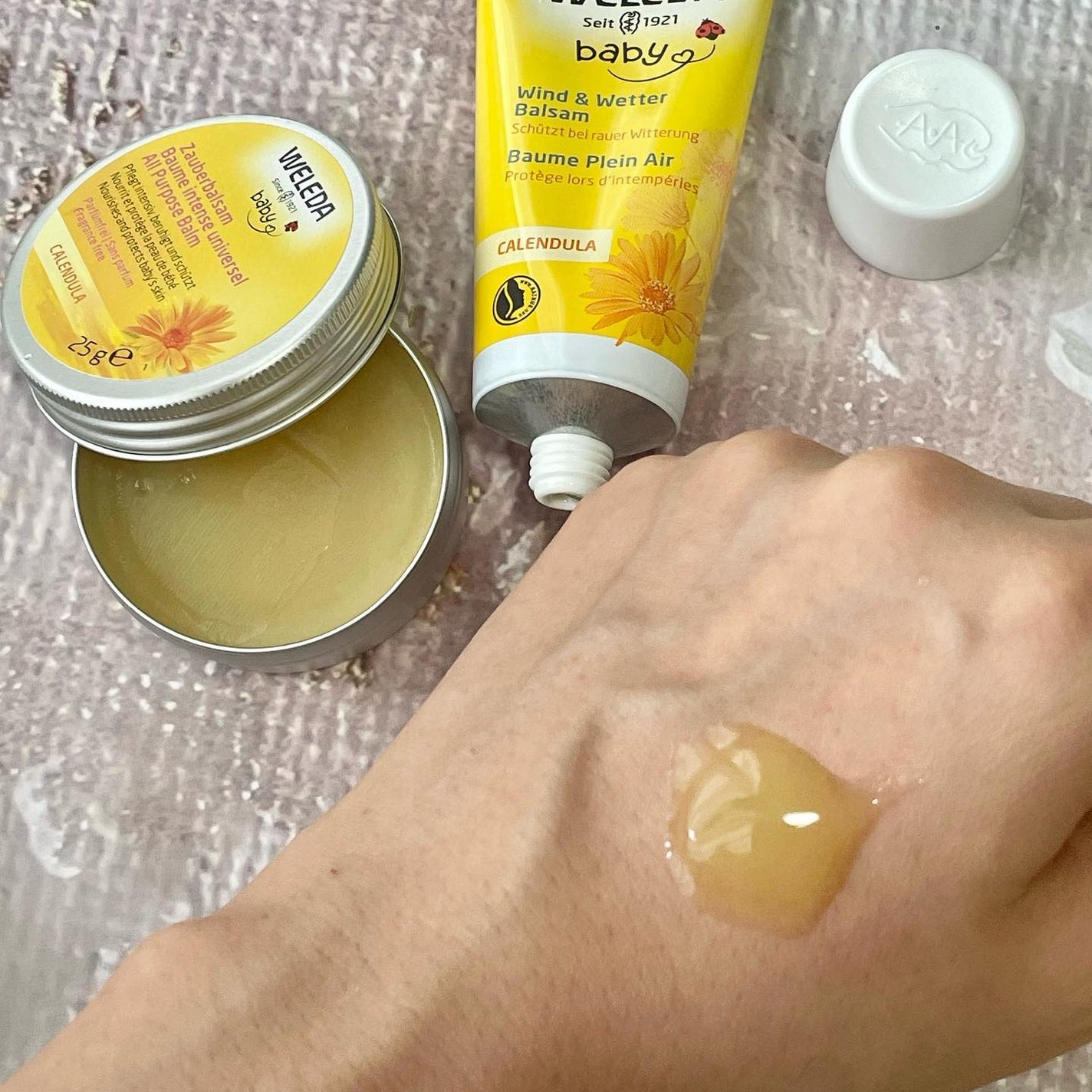 カレンドラ ベビーバーム/WELEDA/ボディクリームを使ったクチコミ(3枚目)