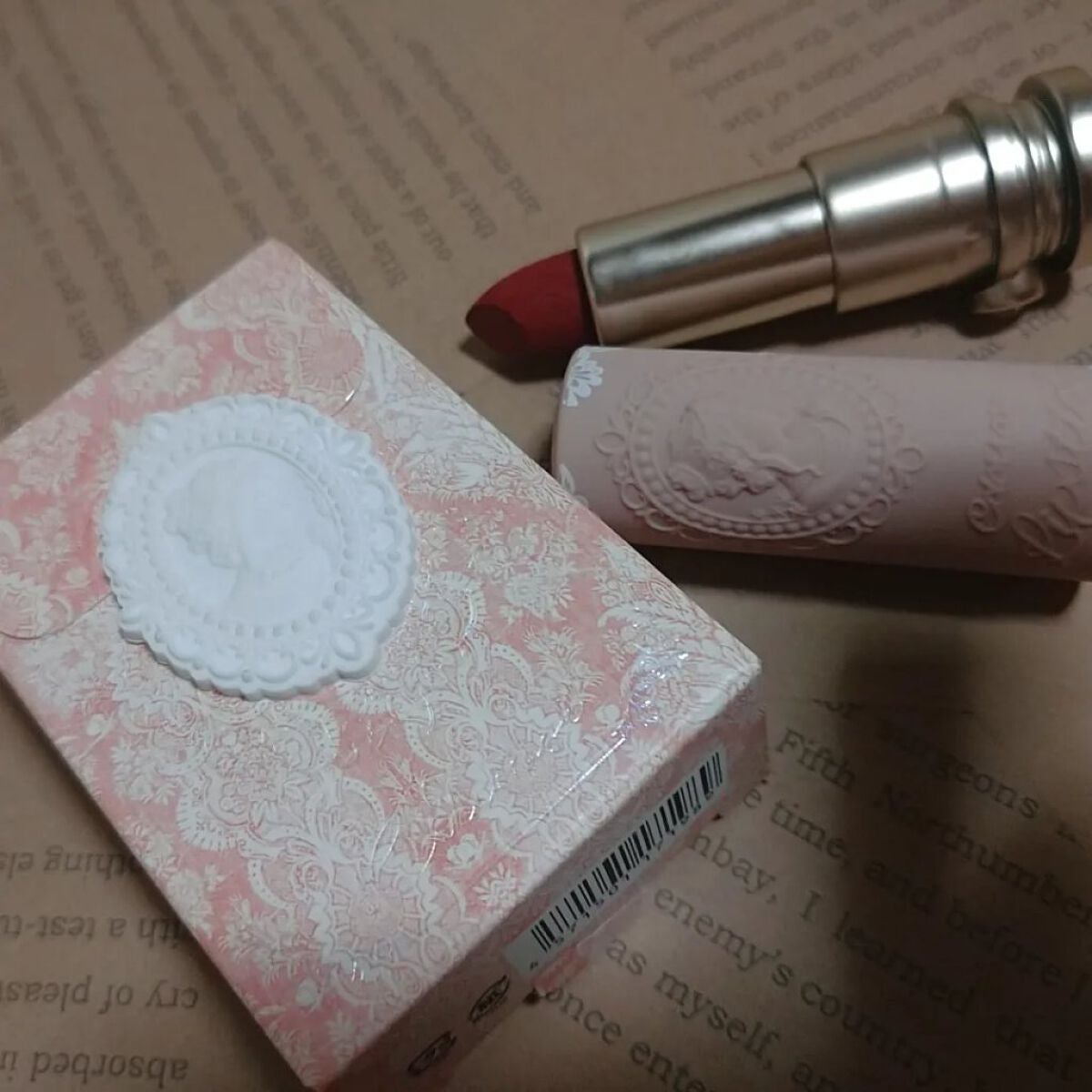 女王のカメオリップスティック/COLORROSE/口紅を使ったクチコミ(1枚目)