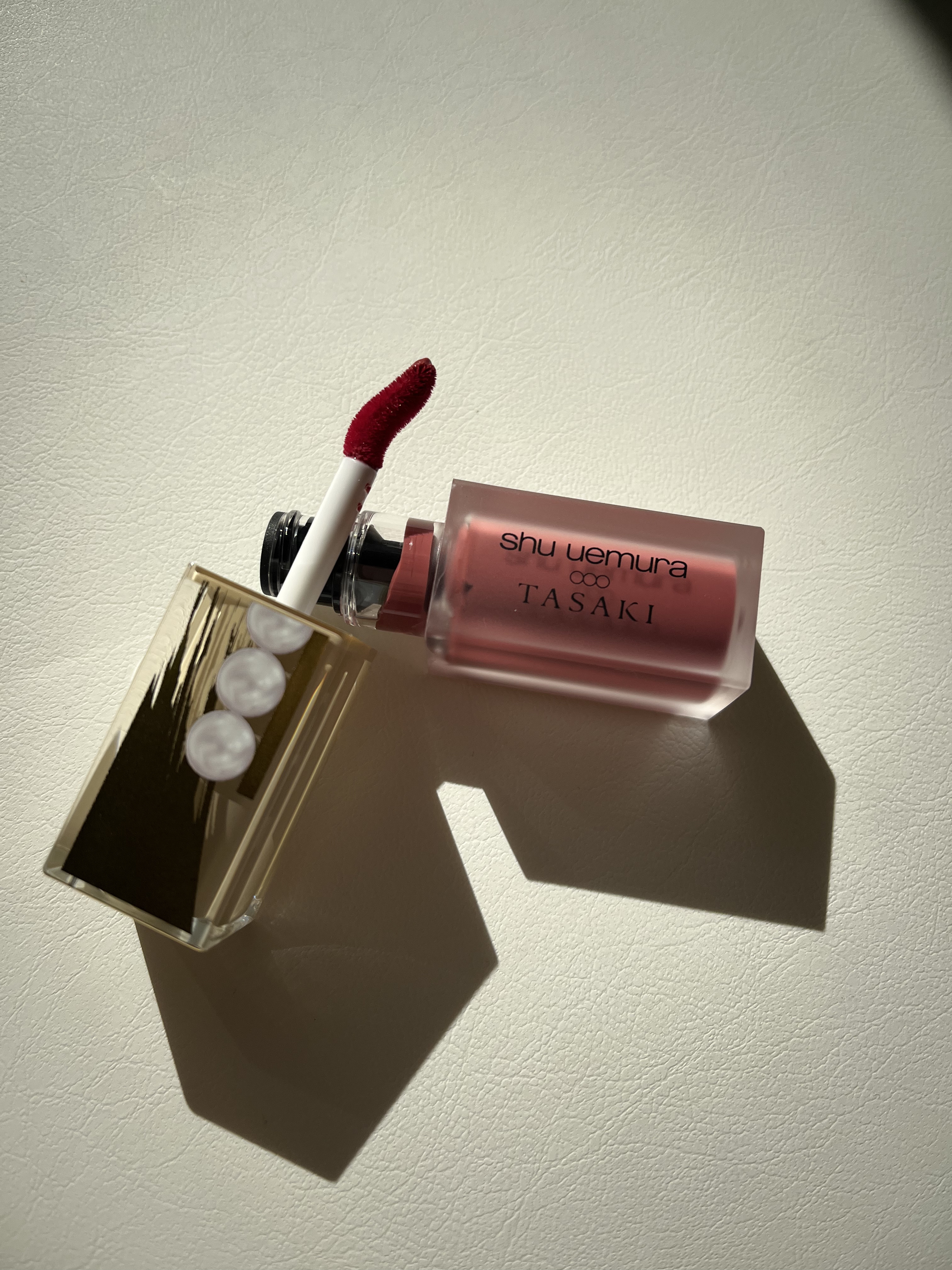 キヌケアグローアップ BG01 パール カット ピンク（限定色）/shu uemura/口紅を使ったクチコミ（2枚目）