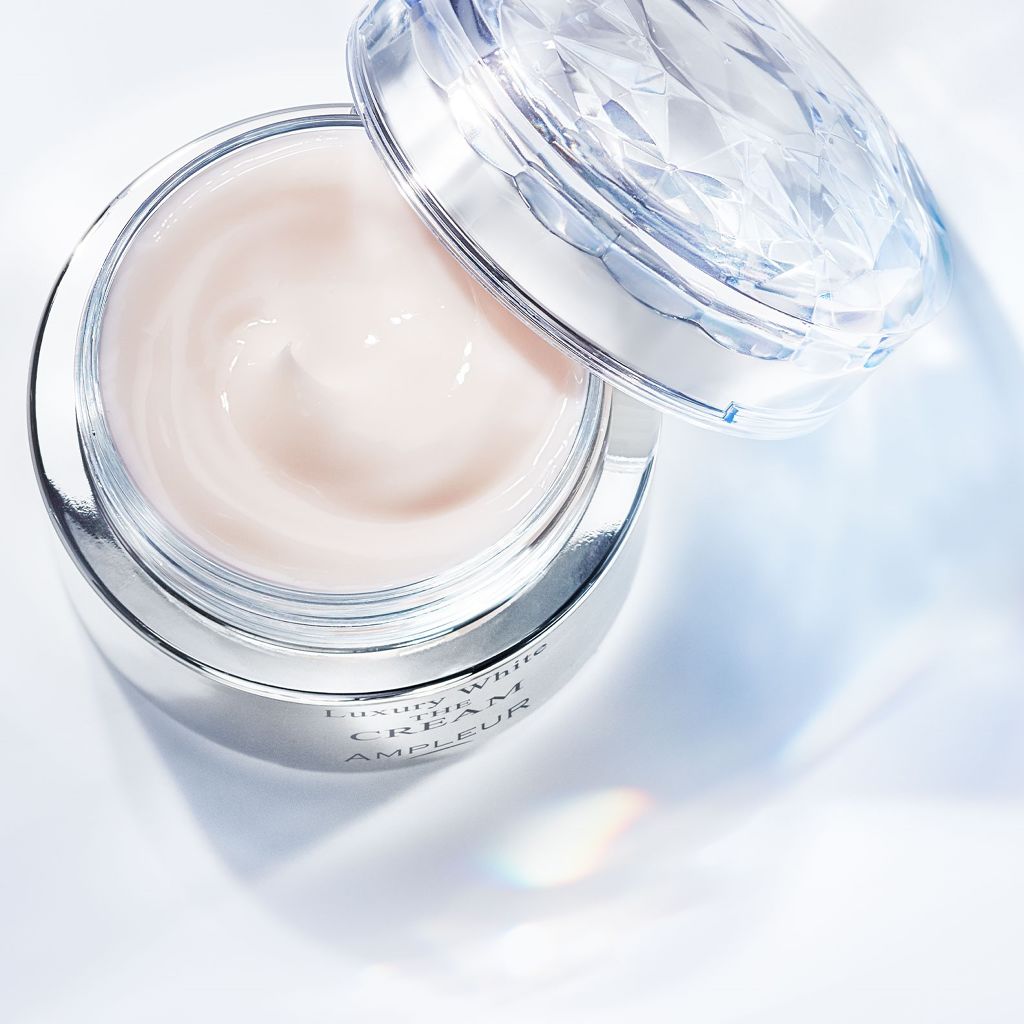 ラグジュアリーホワイト ザ・クリーム/アンプルール/フェイスクリームを使ったクチコミ(2枚目)