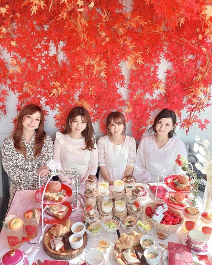 honey0627 on LIPS 「**先日の#アフタヌーンティー🍁🍎は今大人気のカフェ@haut..」(3枚目)