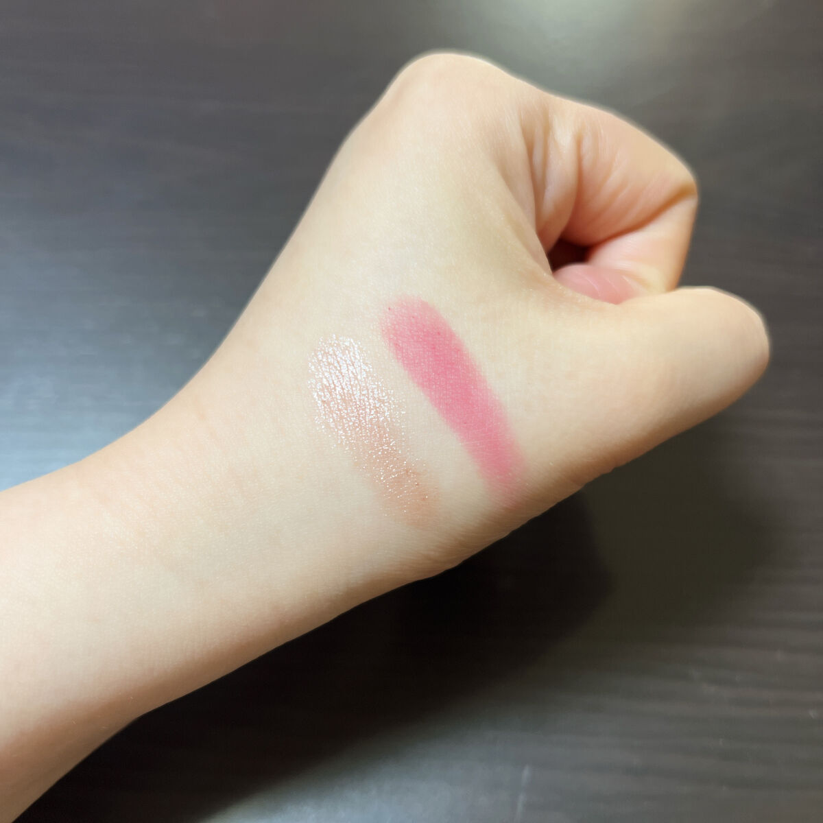 パウダー キス アイシャドウ フォール イン ラブ/M・A・C/単色アイシャドウを使ったクチコミ（3枚目）