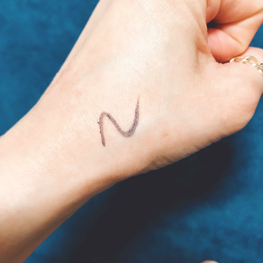 「密着アイライナー」クリームペンシル/デジャヴュ/ペンシルアイライナーを使ったクチコミ（2枚目）