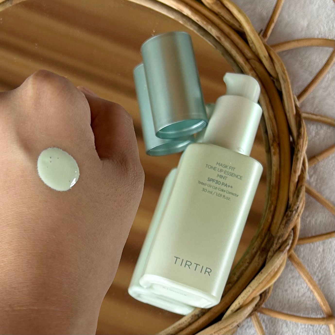マスクフィットトーンアップエッセンス/TIRTIR(ティルティル)/化粧下地を使ったクチコミ(2枚目)