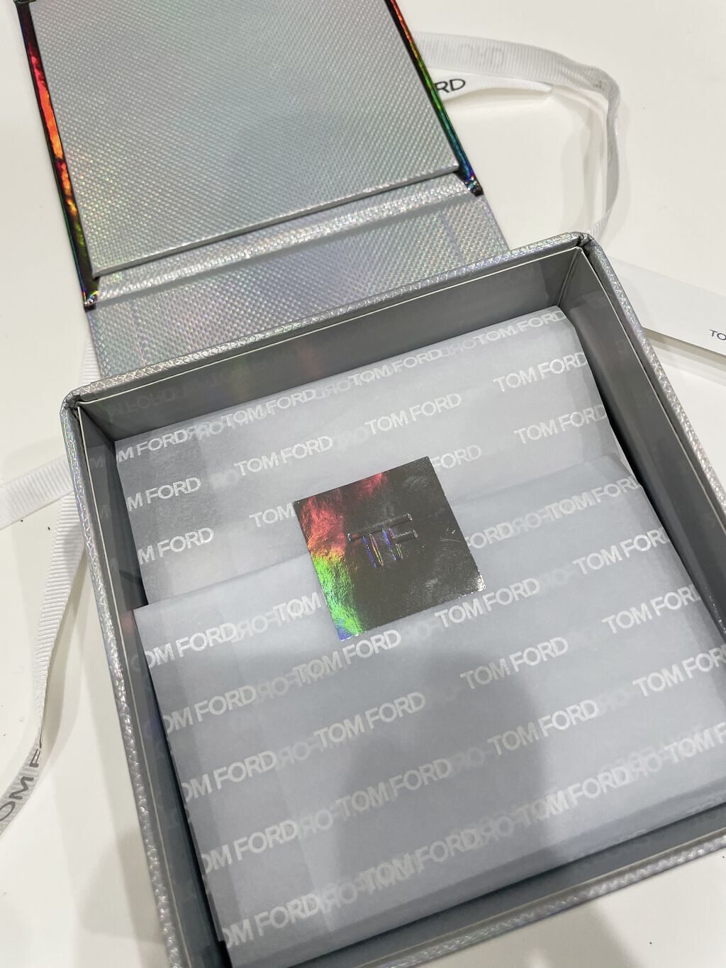 サンリット ローズ リップ バーム/TOM FORD BEAUTY/リップケアを使ったクチコミ（2枚目）