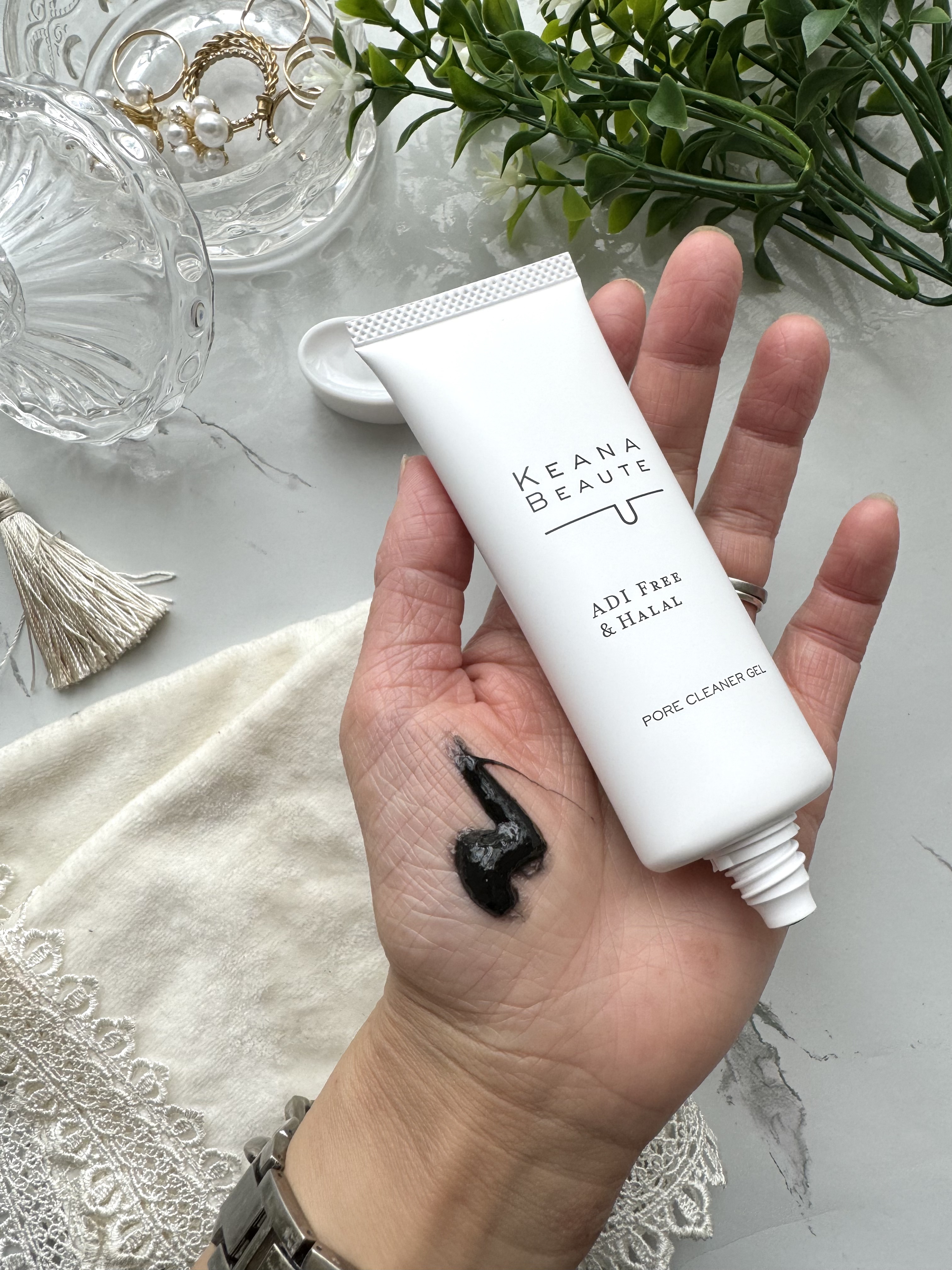 洗顔前の毛穴づまり落とし/ケアナボーテ/クレンジングジェルを使ったクチコミ（3枚目）