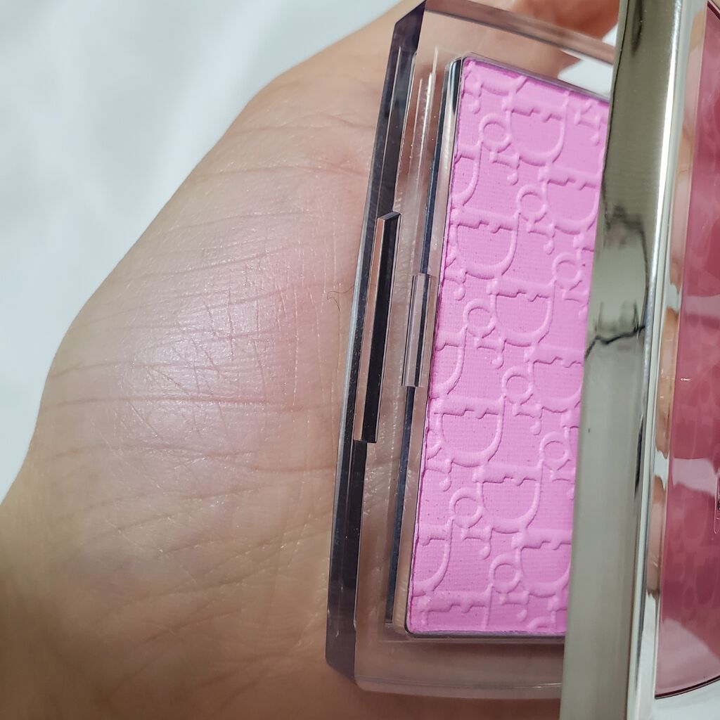 ディオール バックステージ ロージー グロウ<グロウ バイブス>/Dior/パウダーチークを使ったクチコミ(3枚目)