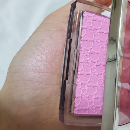 ディオール バックステージ ロージー グロウ<グロウ バイブス>/Dior/パウダーチークを使ったクチコミ(3枚目)