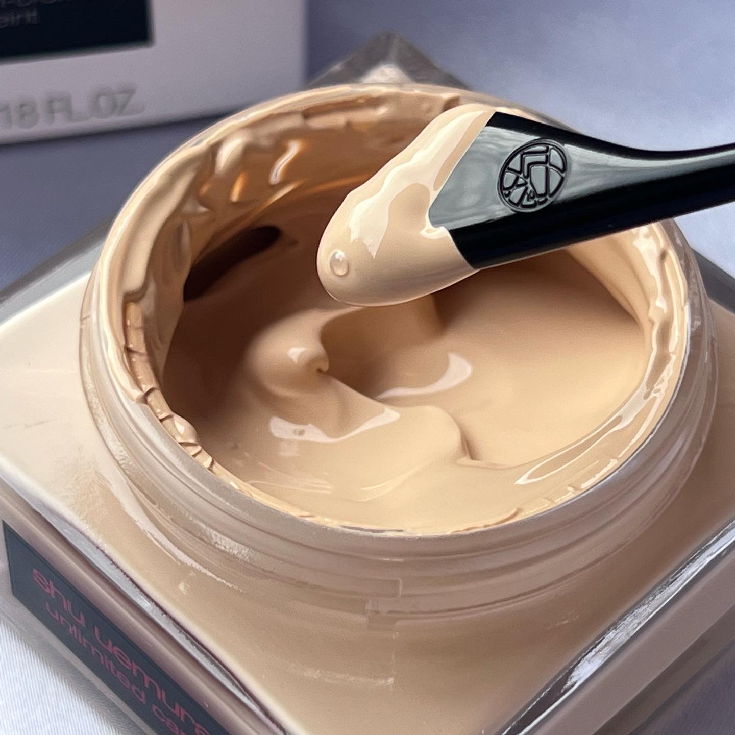 アンリミテッド ケア セラムイン クリーム ファンデーション 674/shu uemura/クリーム・エマルジョンファンデーションを使ったクチコミ（2枚目）