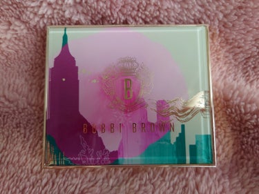 リュクス アンコール アイシャドウ パレット バーガンディー/BOBBI BROWN/パウダーアイシャドウを使ったクチコミ（1枚目）