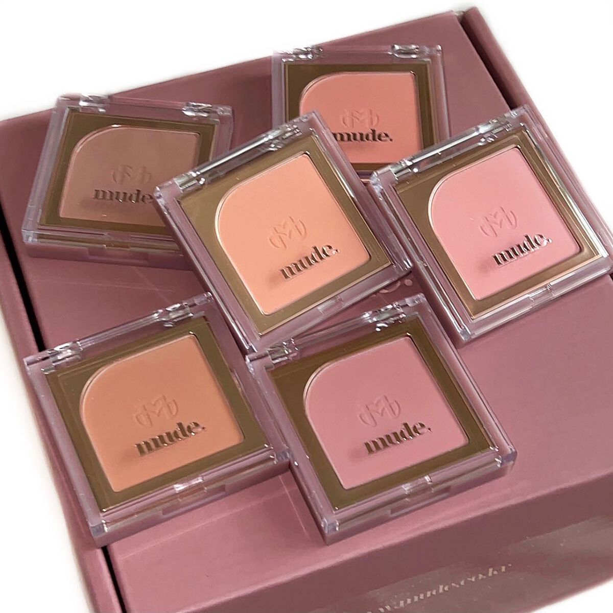 Bella(ベラ) on LIPS 「\【mude】flutterblusher全色レビュー♡/ ..」(1枚目)