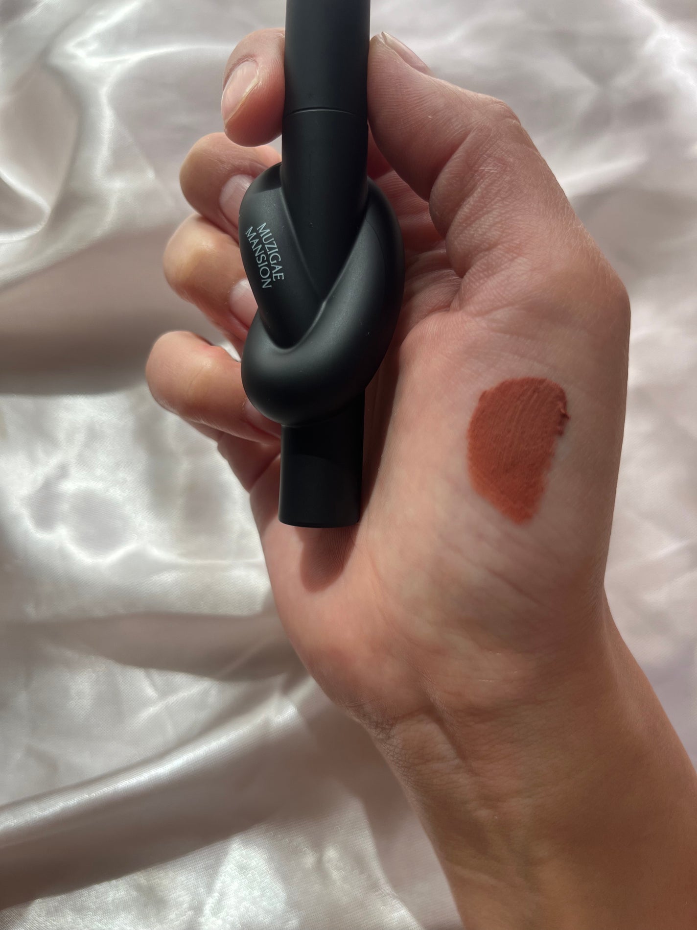 タイアップカバーティント/MUZIGAE MANSION/リップティントを使ったクチコミ(3枚目)