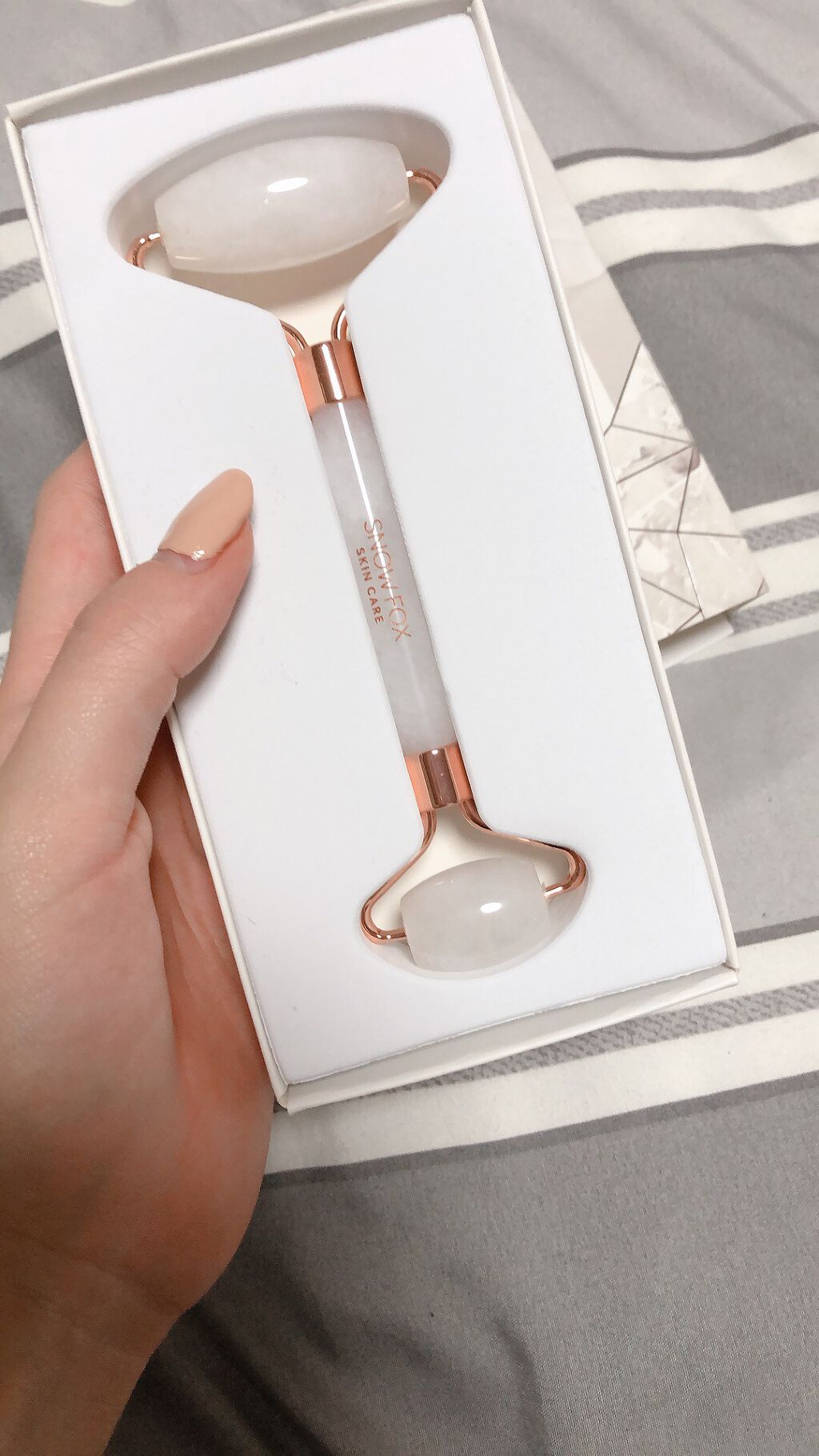 白ヒスイ フェイシャル ローラー/SNOW FOX SKINCARE/その他スキンケアグッズを使ったクチコミ（1枚目）