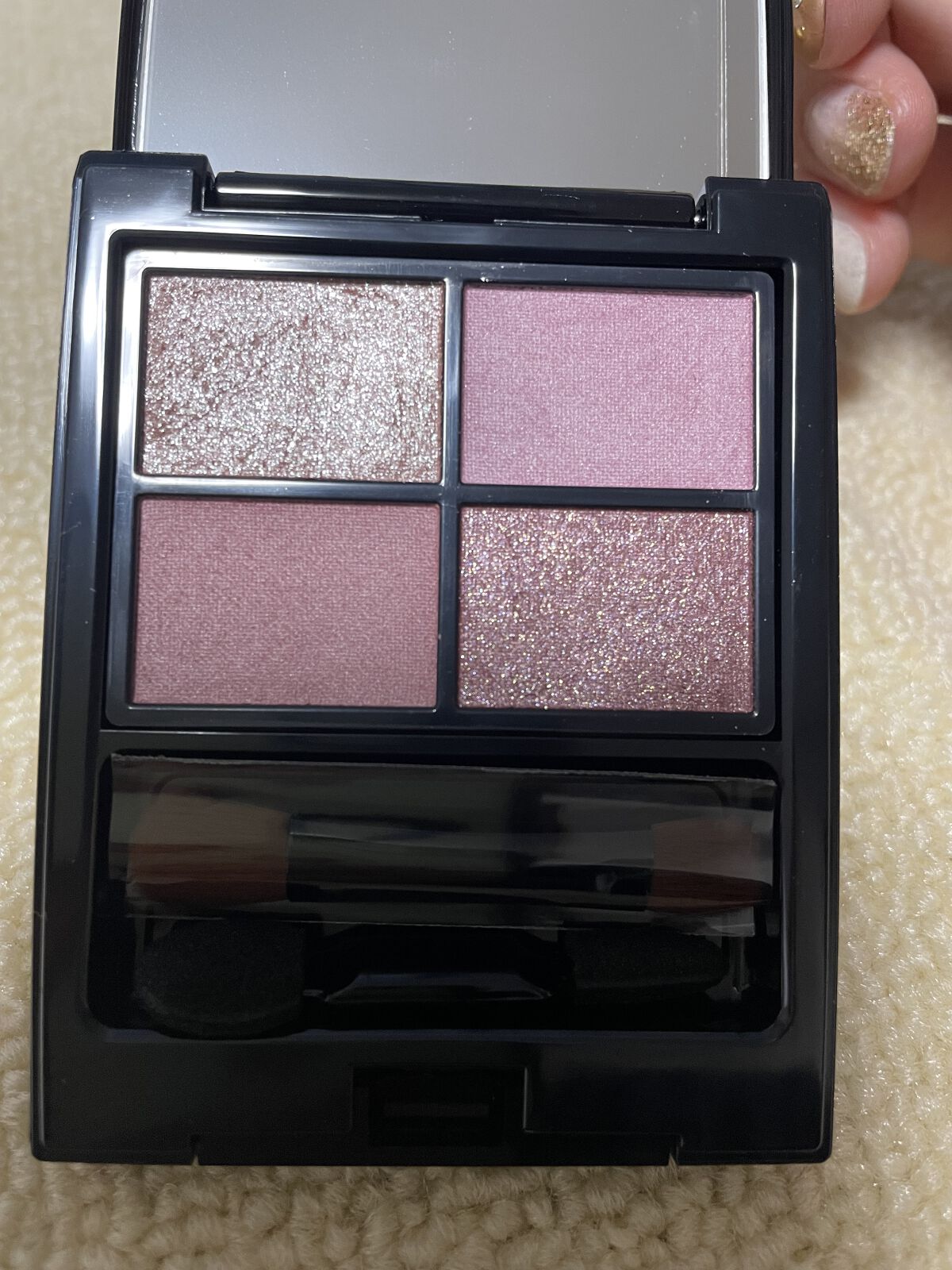 ミネラルクラッシィシャドー/エトヴォス/アイシャドウパレットを使ったクチコミ（2枚目）