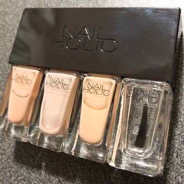 ネイルホリック リミテッドコレクション 01 NUDE COLORS/ネイルホリック/マニキュアを使ったクチコミ（3枚目）