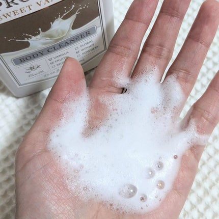 ミルクプロテイン ボディクレンザー スイートバニラ/by : OUR/ボディソープを使ったクチコミ(3枚目)