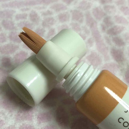 innisfree スマートドローイング ストロビングのクチコミ「《手頃で筆で使いやすいクマ隠し下地》
👀 イニスフリー #コントロールカラー #クマ
スマー.....」(3枚目)