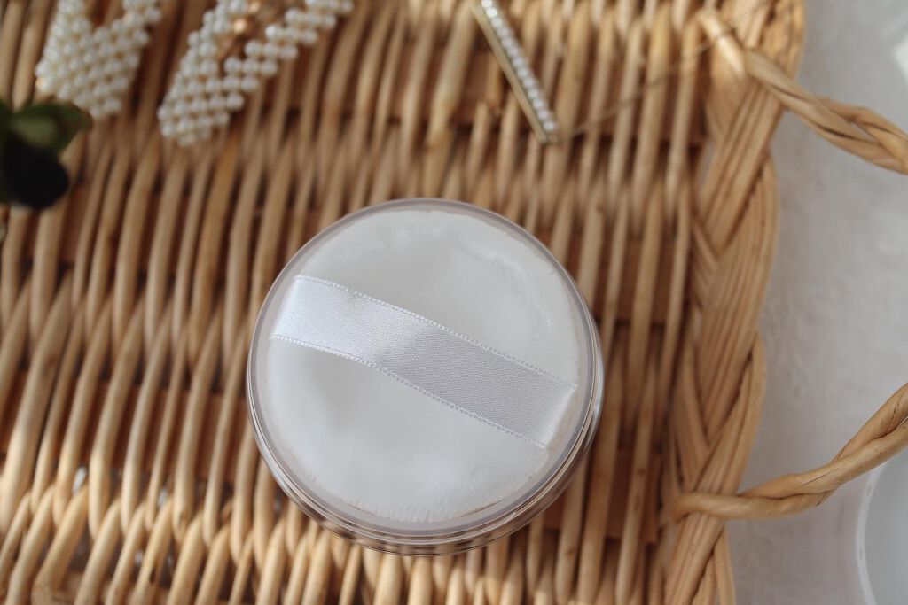 ポリシー化粧品 ルーセントフィニッシングパウダーのクチコミ「ポリシー化粧品の仕上げ用フェイスパウダー を、
お試ししてみたよ
⁡
⁡
---------.....」（3枚目）