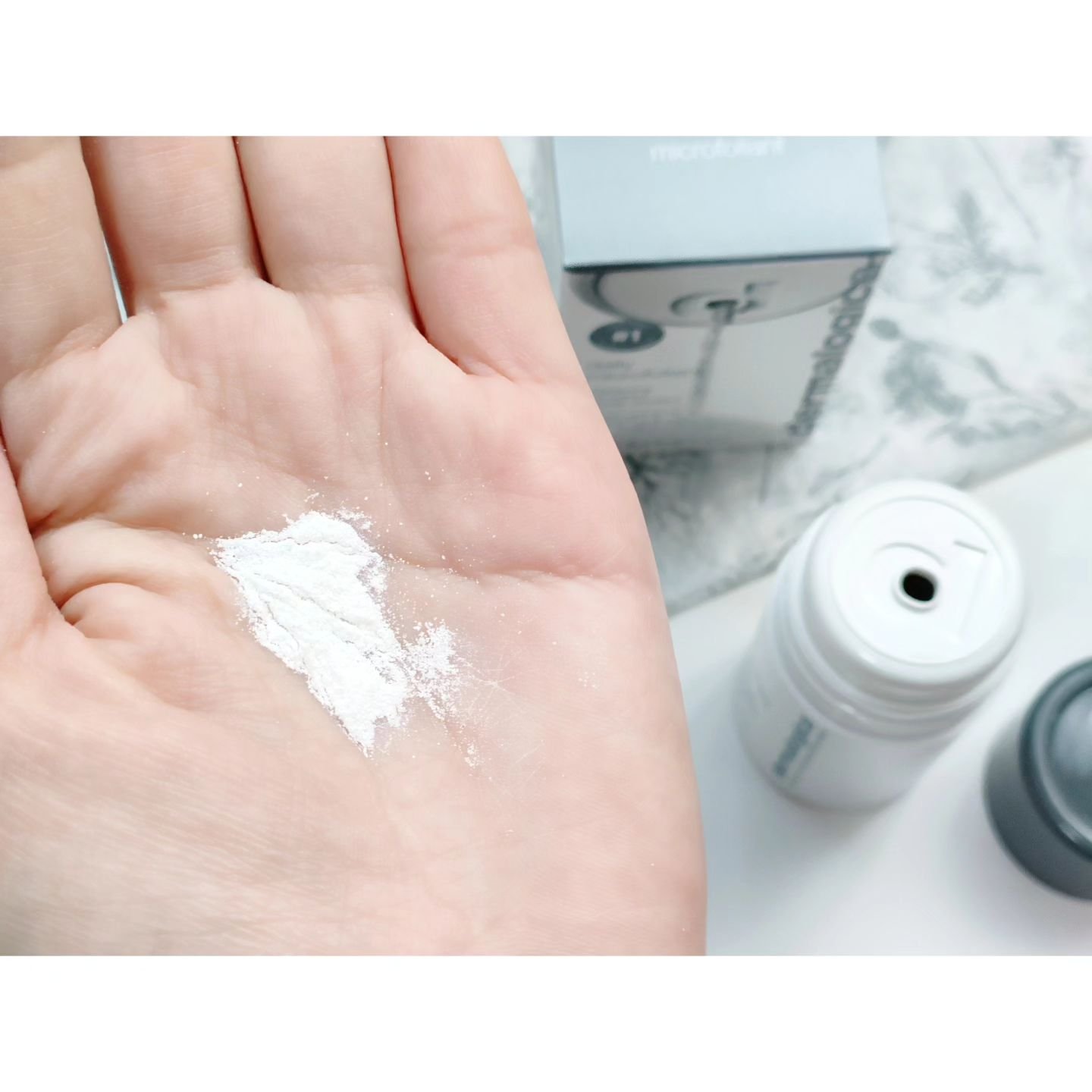 デイリーマイクロフォリエント/ダーマロジカ/洗顔パウダーを使ったクチコミ（3枚目）