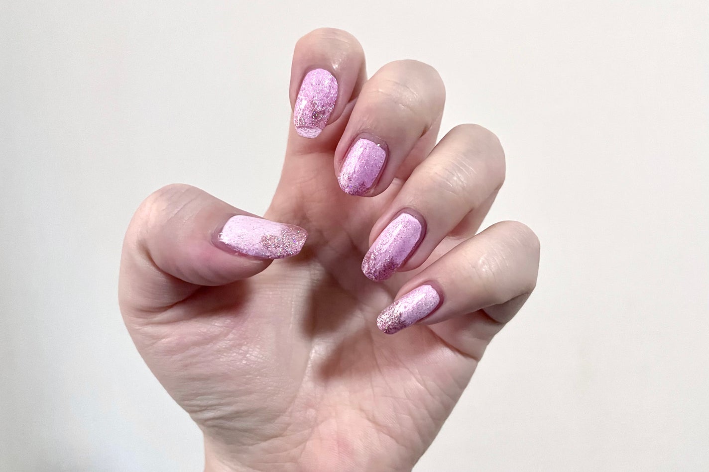 CanterburyChorale on LIPS 「【悲報】髪の毛現在ピンク色に染めたてなのですが、髪の毛洗ったら..」(3枚目)