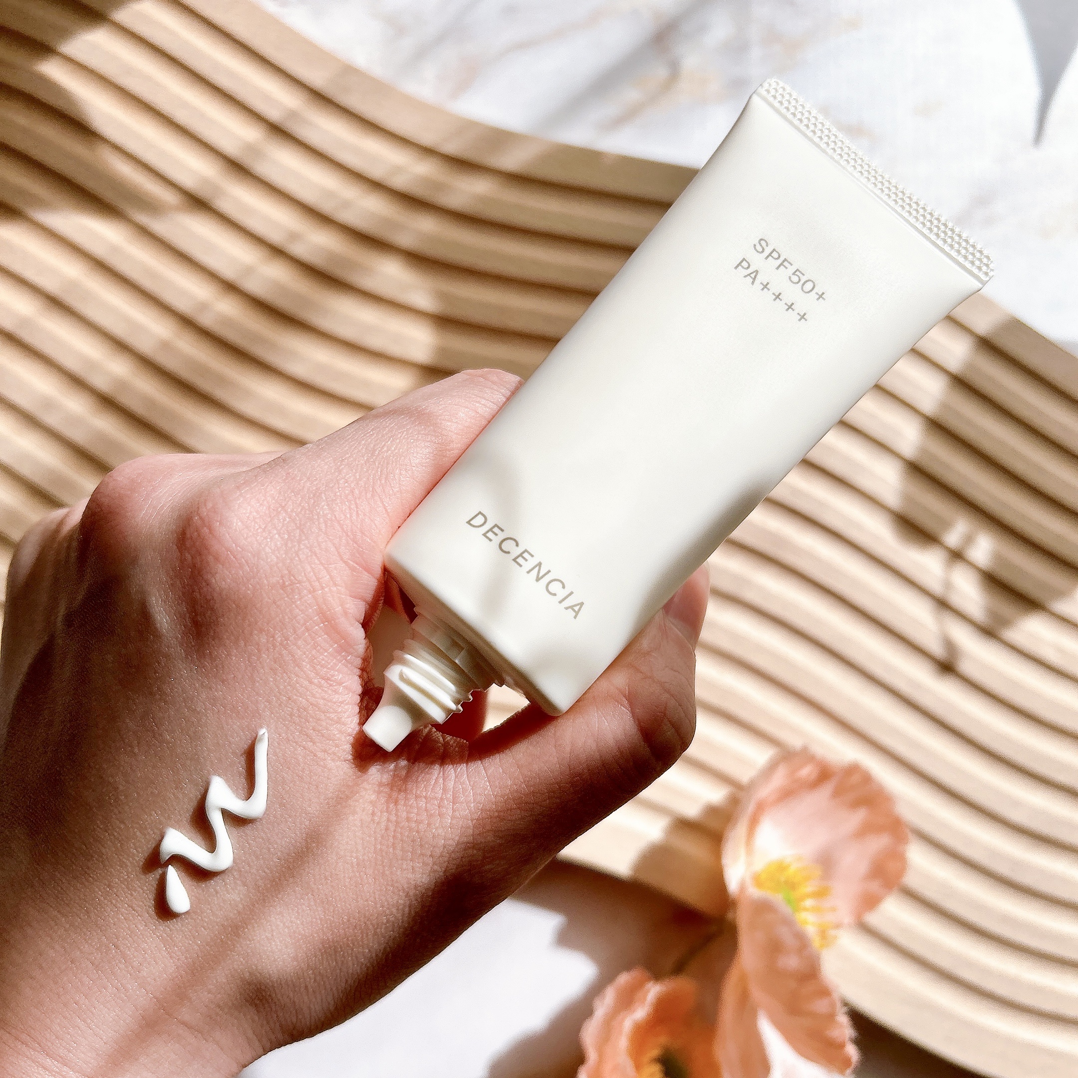 ディセンシア フローレス UVプロテクター/DECENCIA/日焼け止めローションを使ったクチコミ（3枚目）