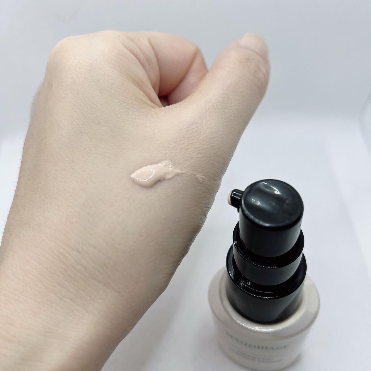 ドラマティックエッセンスリキッド/マキアージュ/リキッドファンデーションを使ったクチコミ（2枚目）