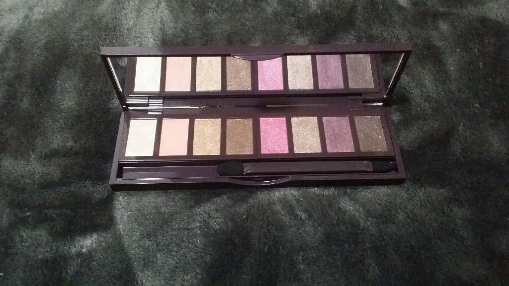 グラマラスリッチ アイパレット (クリスマスコフレ 2018)/Visée/メイクアップキットを使ったクチコミ（1枚目）