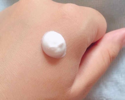 アンブリオリス モイスチャークリーム/アンブリオリス/フェイスクリームを使ったクチコミ(2枚目)