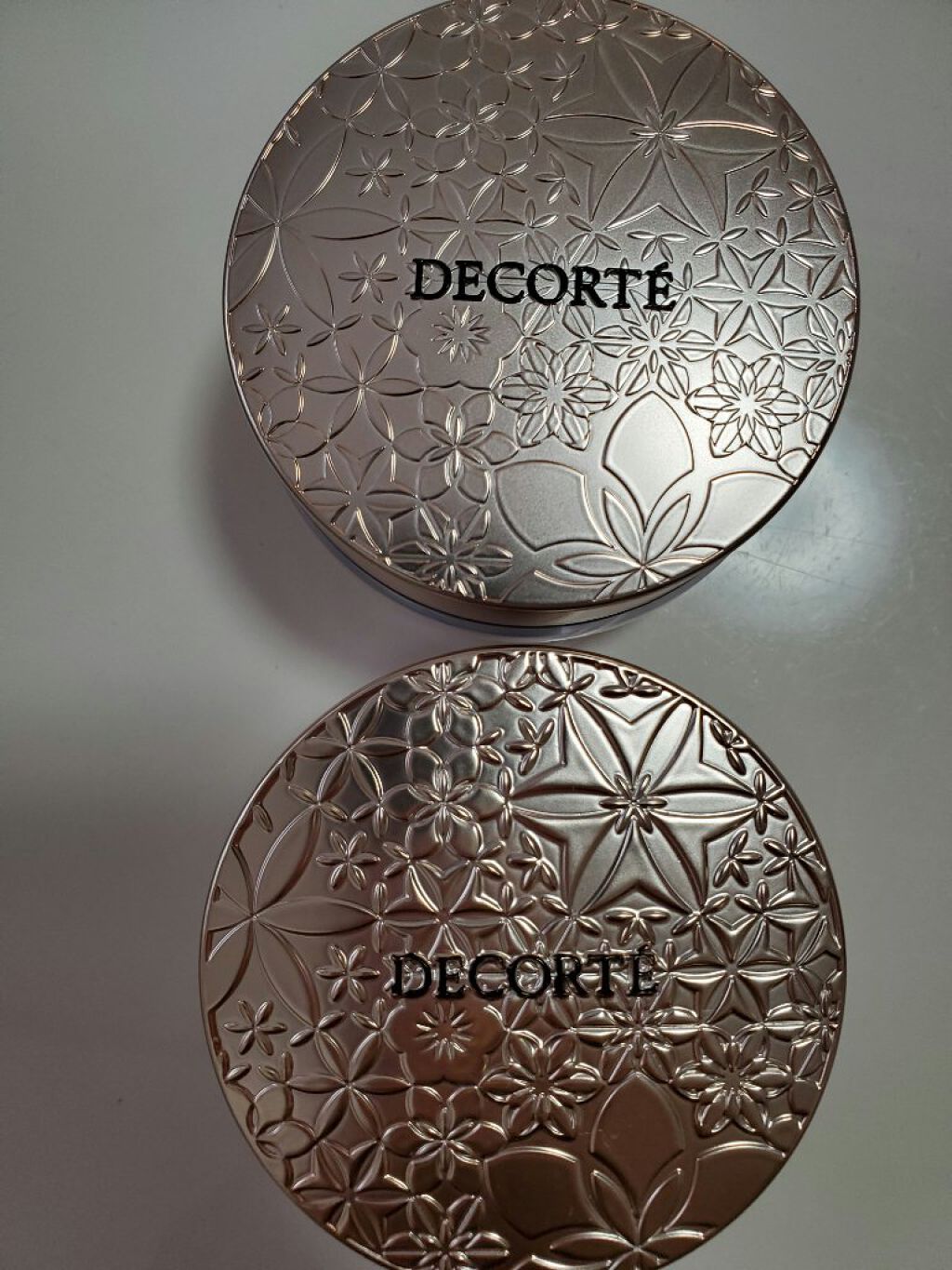 フェイスパウダー/DECORTÉ/ルースパウダーを使ったクチコミ(2枚目)
