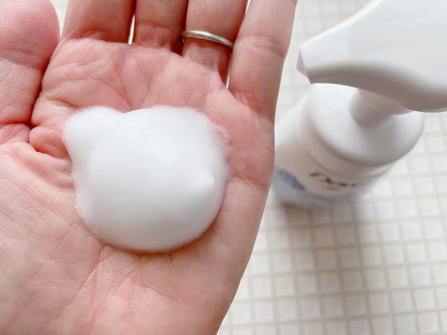 ビューティモイスチャー クリーミー泡洗顔料/ダヴ/泡洗顔を使ったクチコミ（2枚目）