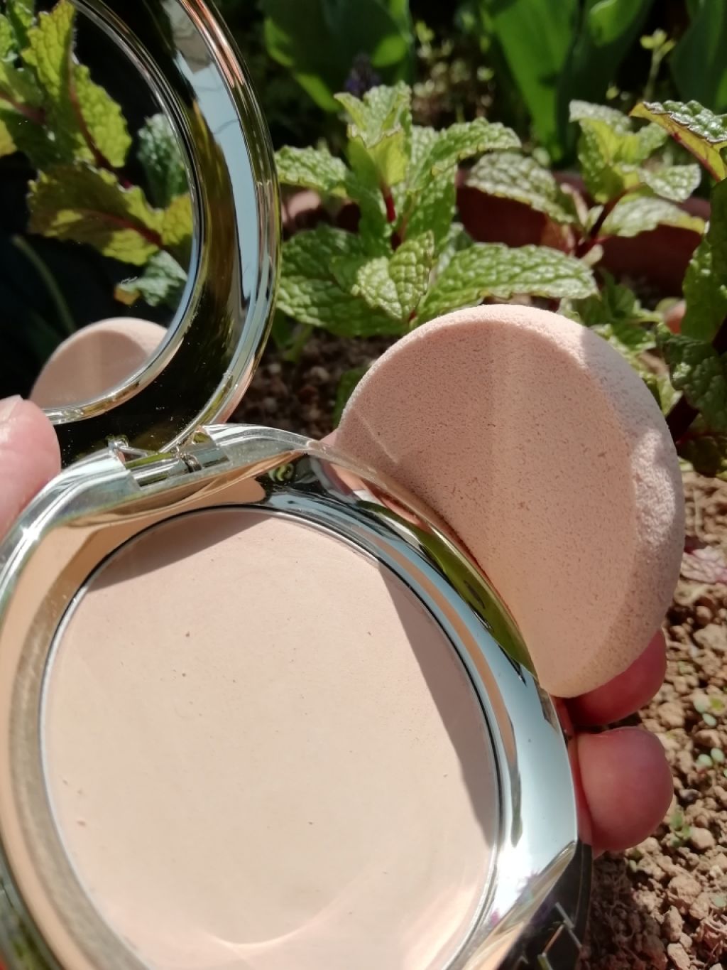 マイファンスィー アクアファンデーション/Koh Gen Do/リキッドファンデーションを使ったクチコミ(2枚目)