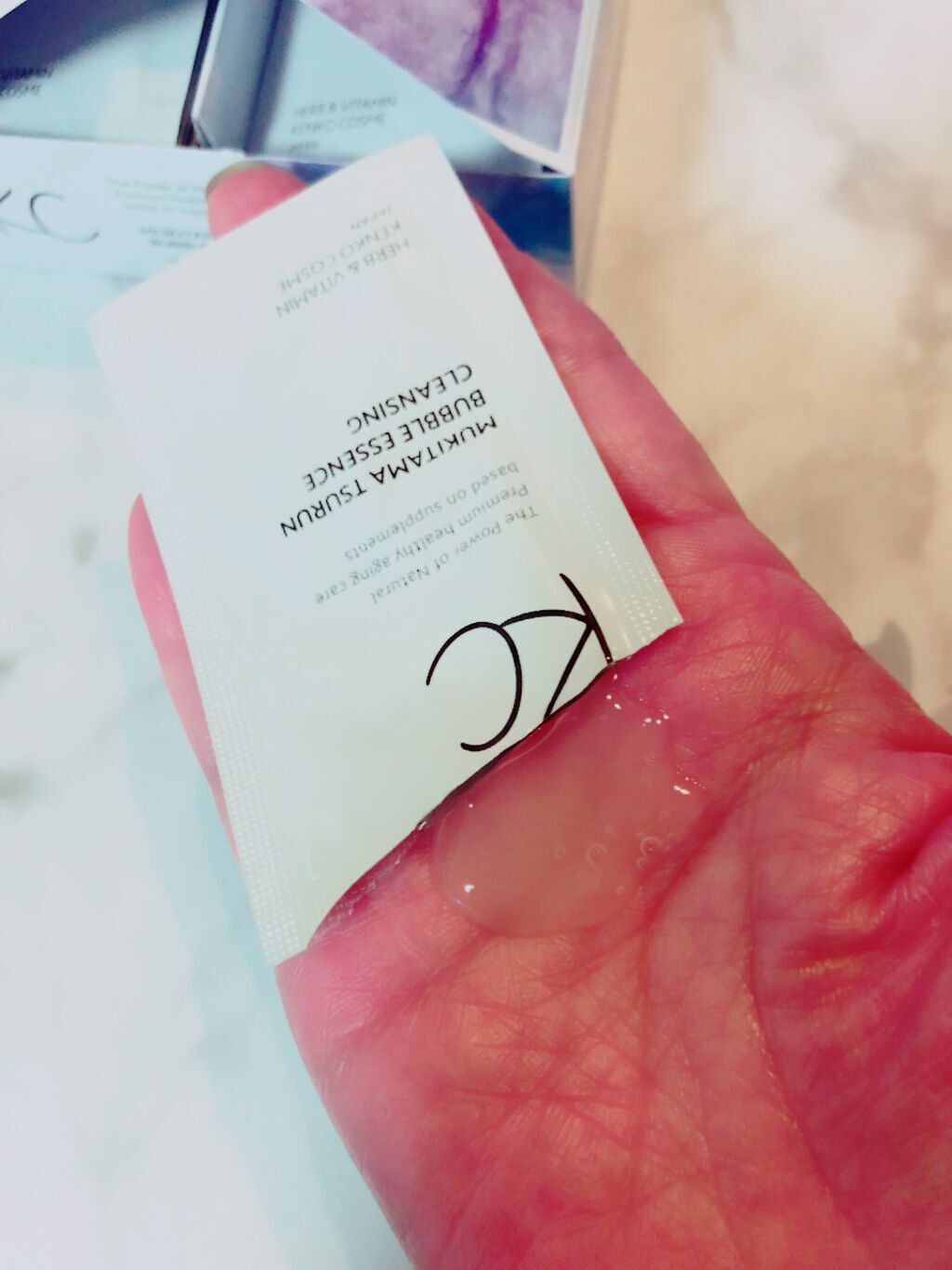 オタネ on LIPS 「シュワシュワと発泡する#クレンジング#KCむきタマつるん発泡美..」(2枚目)