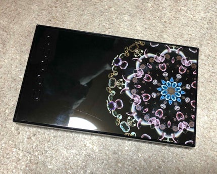 2018 クリスマス アイシャドウ コンパクト/SUQQU/アイシャドウパレットを使ったクチコミ(1枚目)