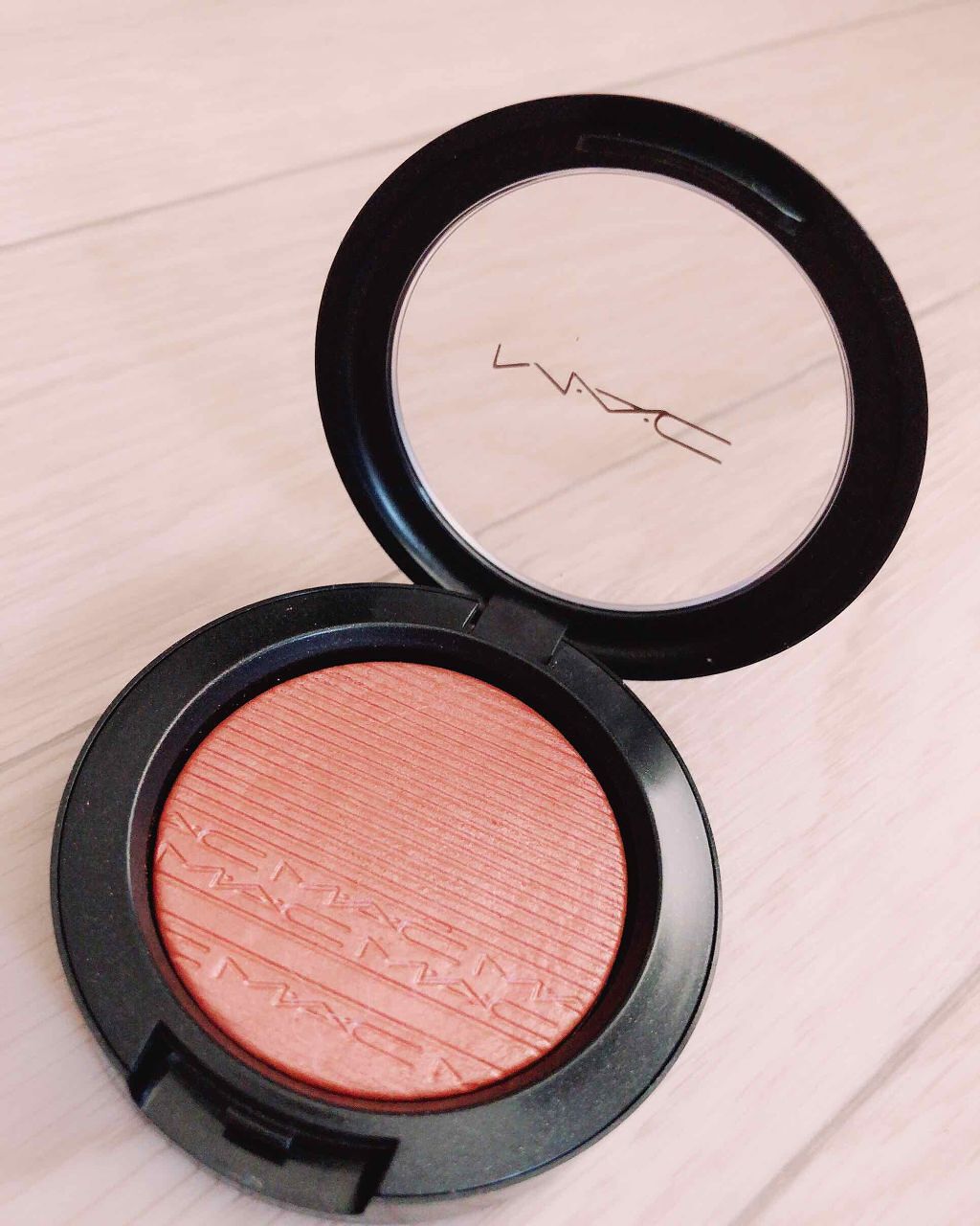 エクストラ ディメンション スキンフィニッシュ/M・A・C/プレストパウダーを使ったクチコミ(1枚目)