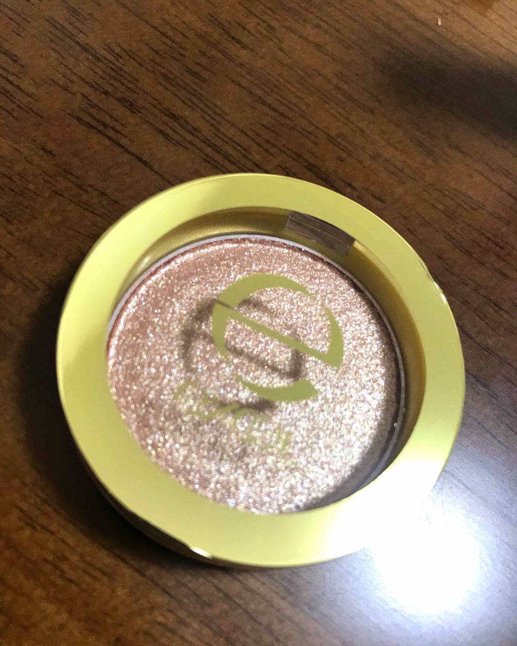 シャイニーシャドウ N/excel/単色アイシャドウを使ったクチコミ（1枚目）