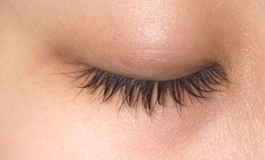 ゆめ on LIPS 「ひさひざエマーキット使ったり使わなかったりしてたら、親に目の周..」(4枚目)