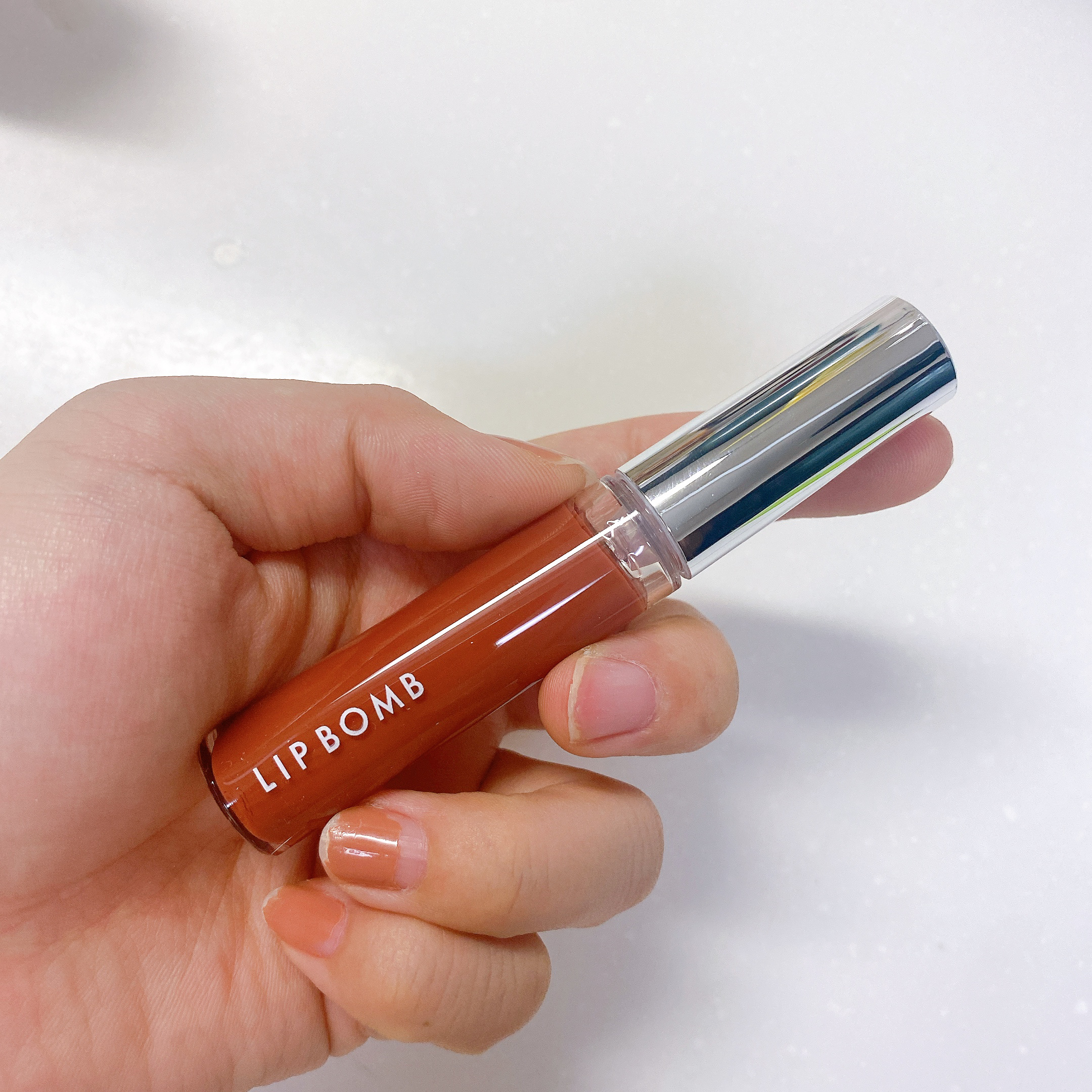 リップボム プランパーセラム/エリザベス/リッププランパーを使ったクチコミ（2枚目）