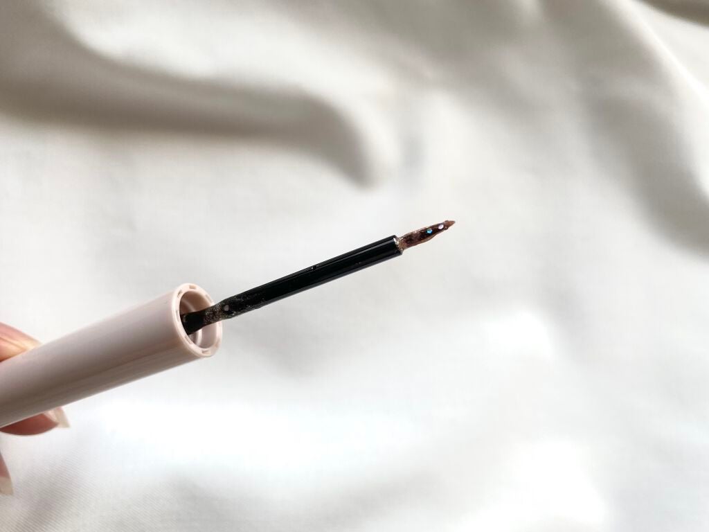 グリッターイルミネーションライナー/CipiCipi/リキッドアイライナーを使ったクチコミ(3枚目)