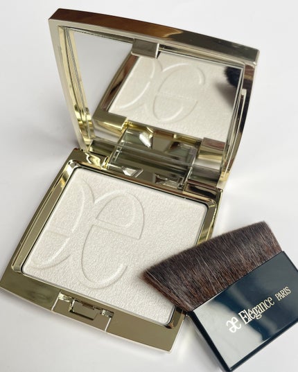 エレガンス アティミエル ヴェール/Elégance/プレストパウダーを使ったクチコミ(1枚目)