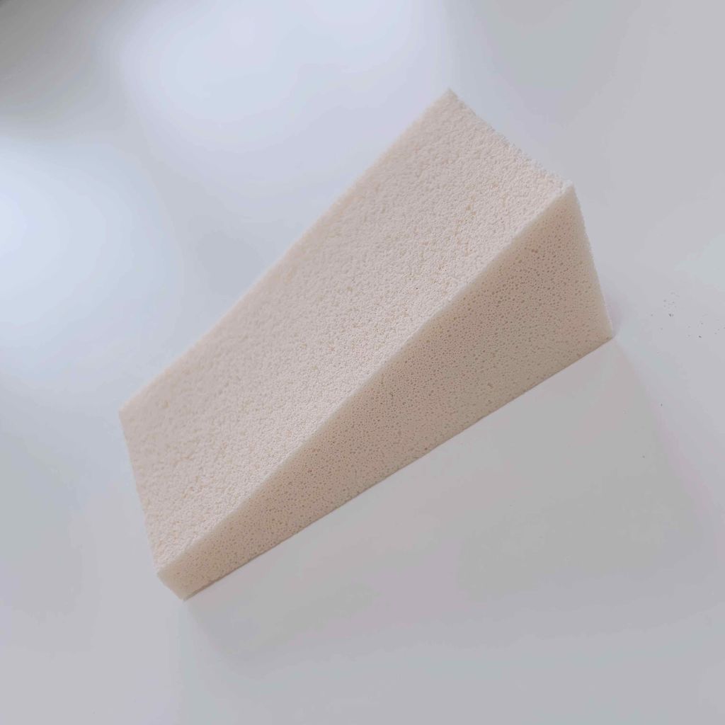 matsukiyo メイクアップスポンジ ウェッジ型/matsukiyo/パフ・スポンジを使ったクチコミ(2枚目)